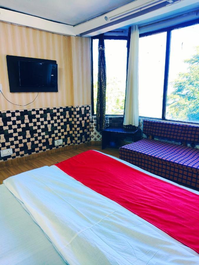 Hotel Holiday Plaza Dalhousie - Near Ghandhi Chowk Mall Road Buitenkant foto